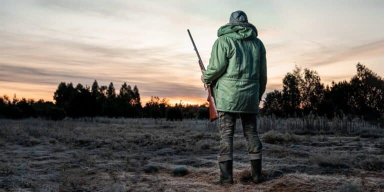 8 Best Hunting Gear For Cold Weather Hunters Should Own